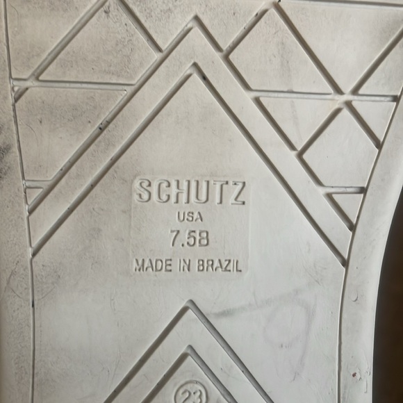 Schutz Sneakers Size 7.5 - Picture 13 of 13